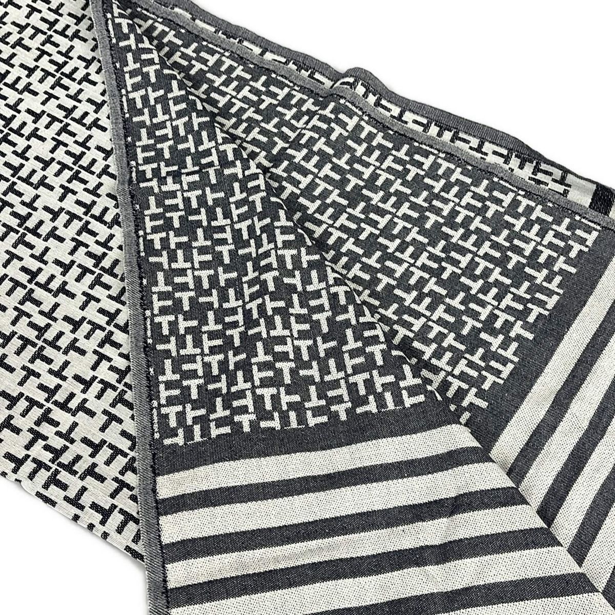 ダークネイビー