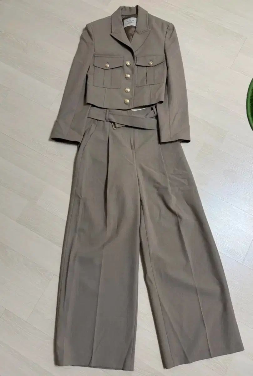 メゾンドメイヤー セットアップ 55 トープベージュ