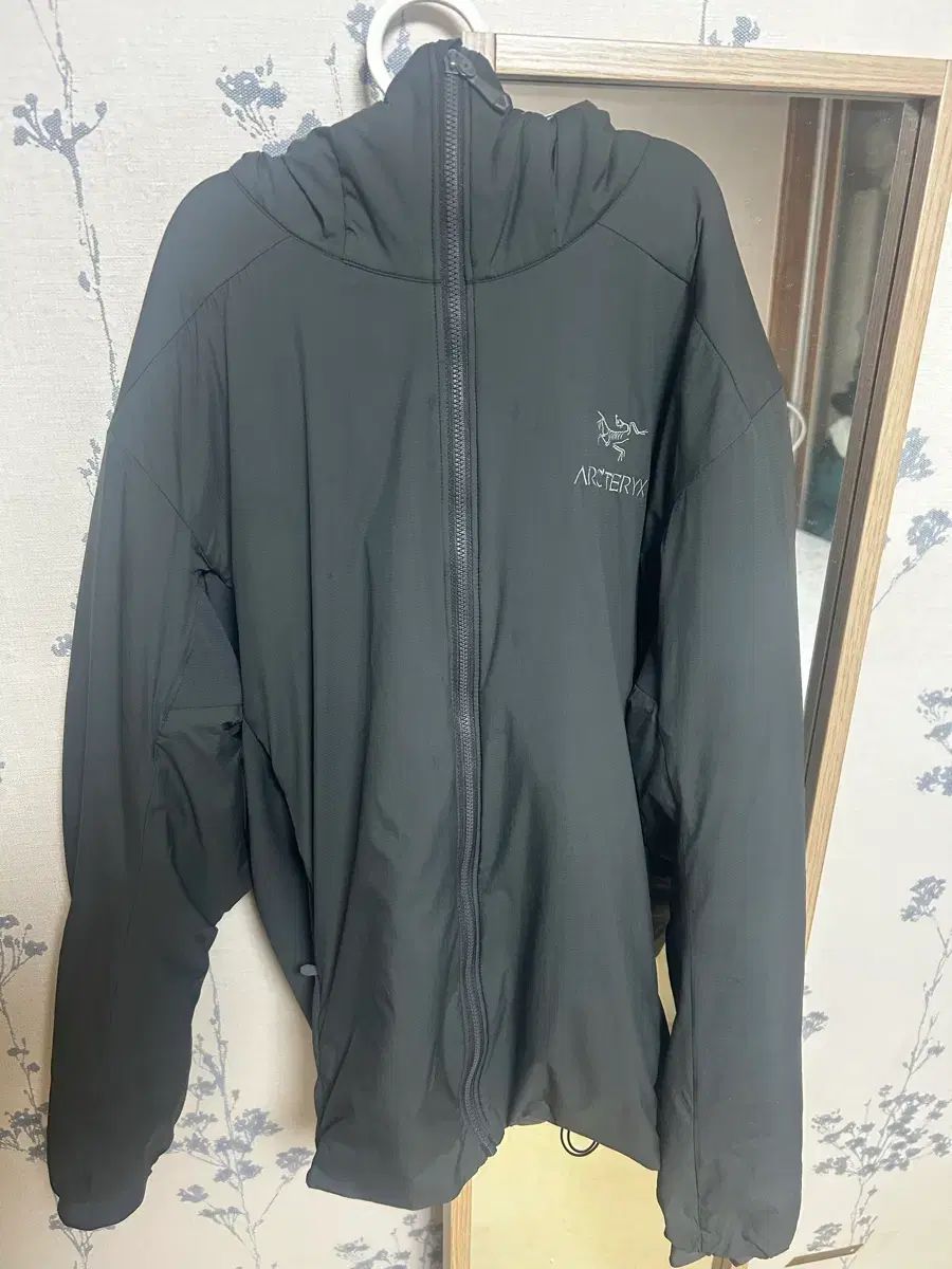 アークテリクス アトム LT グリッチ m