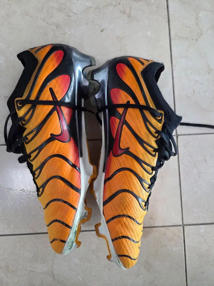 ナイキ マーキュリアル ベイパー 15 エリート エアマックス