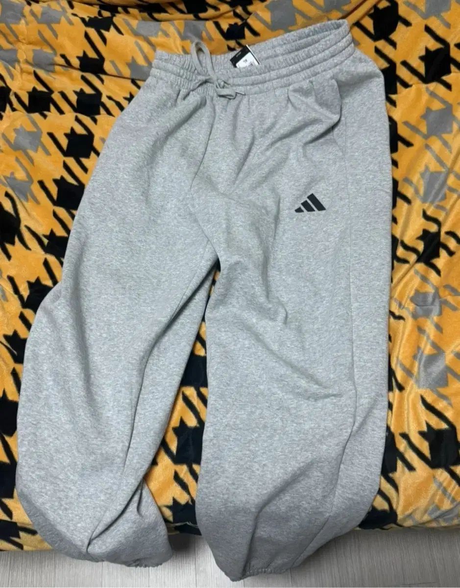 adidas アディダス グレー トレーニング ズボン XL