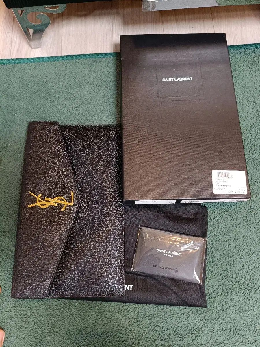 YVES SAINT LAURENT イヴ サンローラン アップタウン エンベロープ クラッチバッグ フルセット