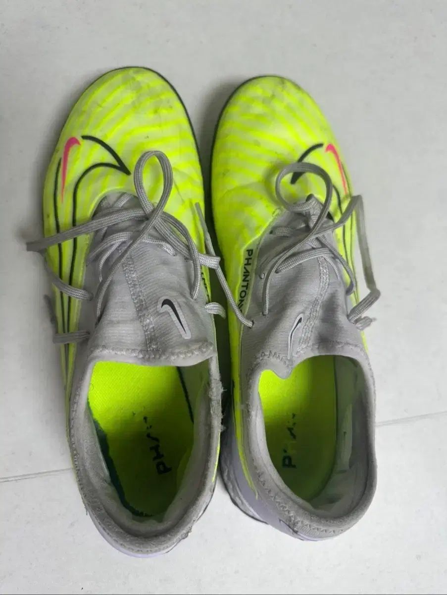 ナイキ リアクト ファントムGX プロ TF 270 mm