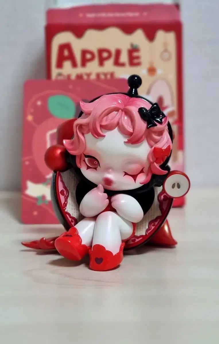 ポップマート 너만을 위한クリスマス スカルパンダ - メルカリ