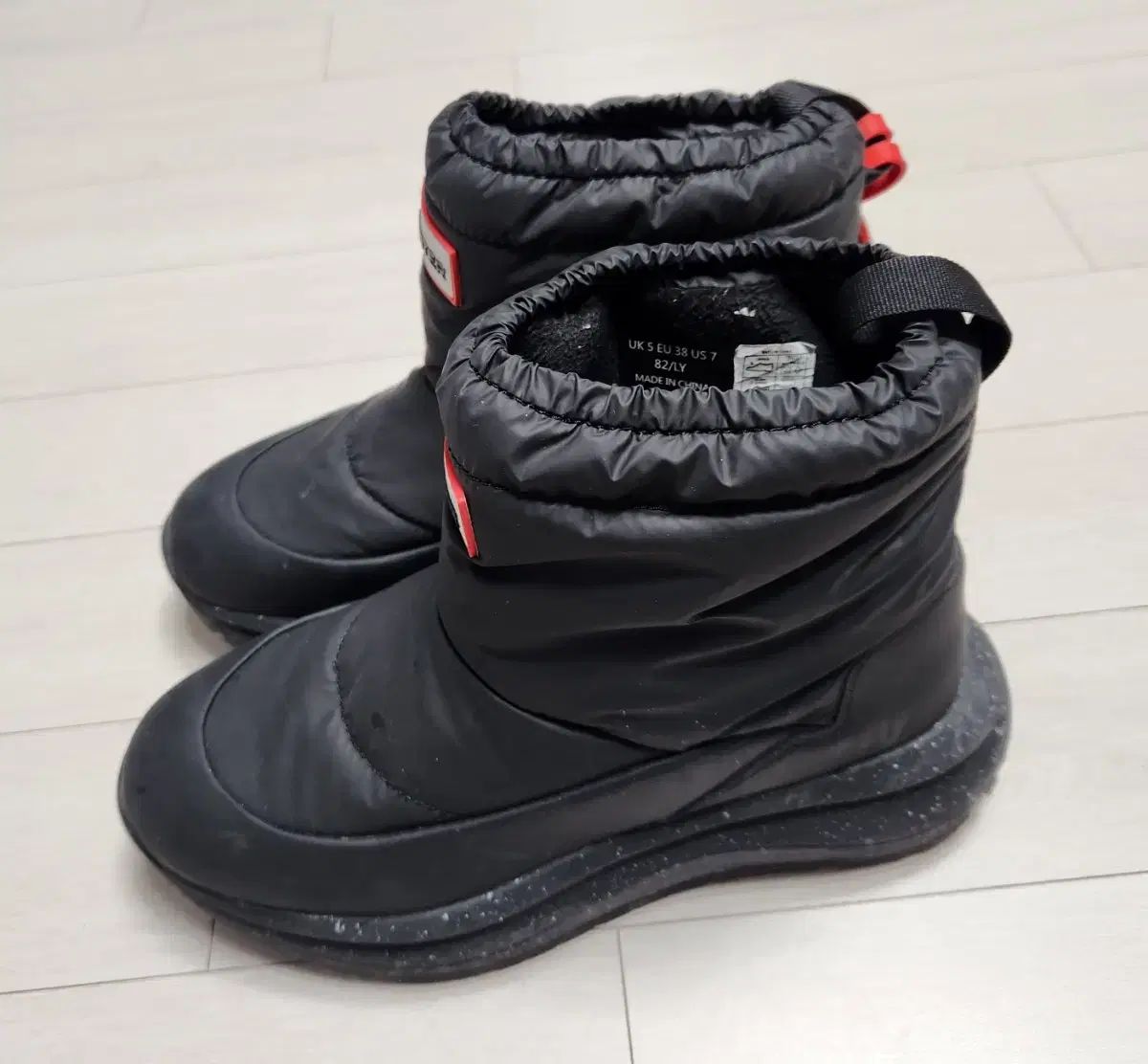 HUNTER グリップ ダウン ショート スノウブーツ ブラック245