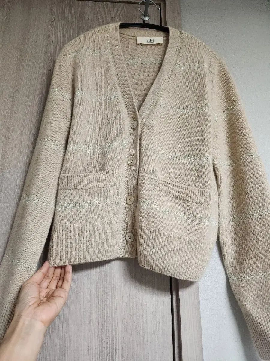 アッテ カシミア カーディガン 24年