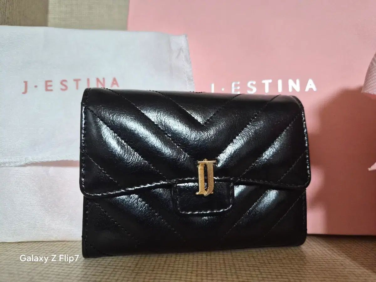 J ESTINA ジェイエスティナ ブラック キルティング カードウォレット