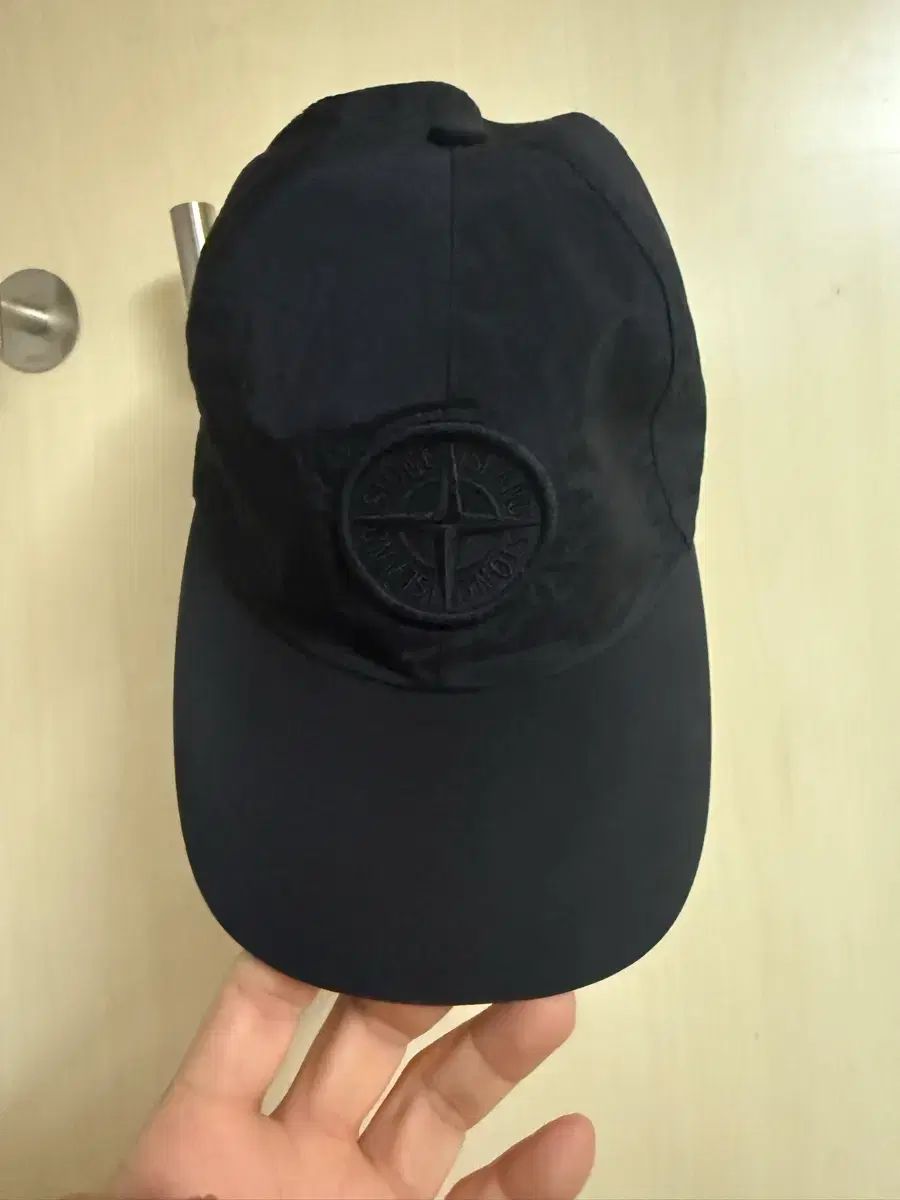 STONE ISLAND ストーンアイランド ナイロンメタルキャップ ブラック XL
