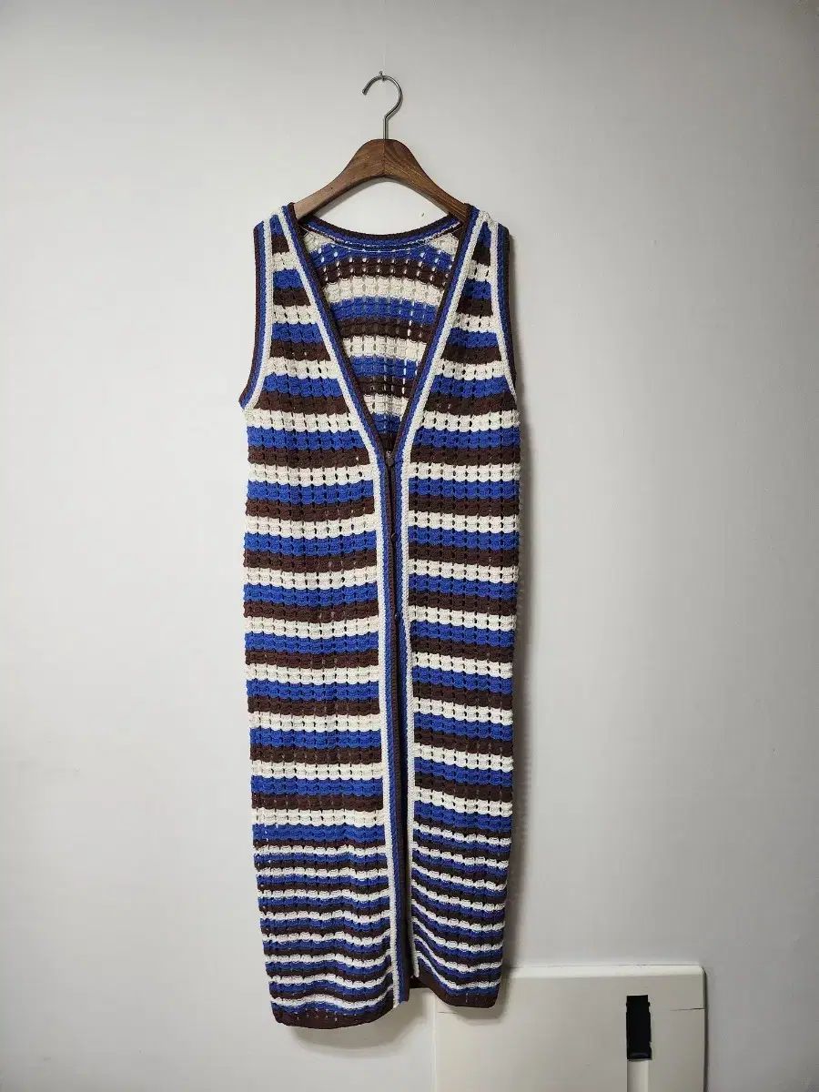 24年 LUCKCHOUETTE ロング ニット ベスト