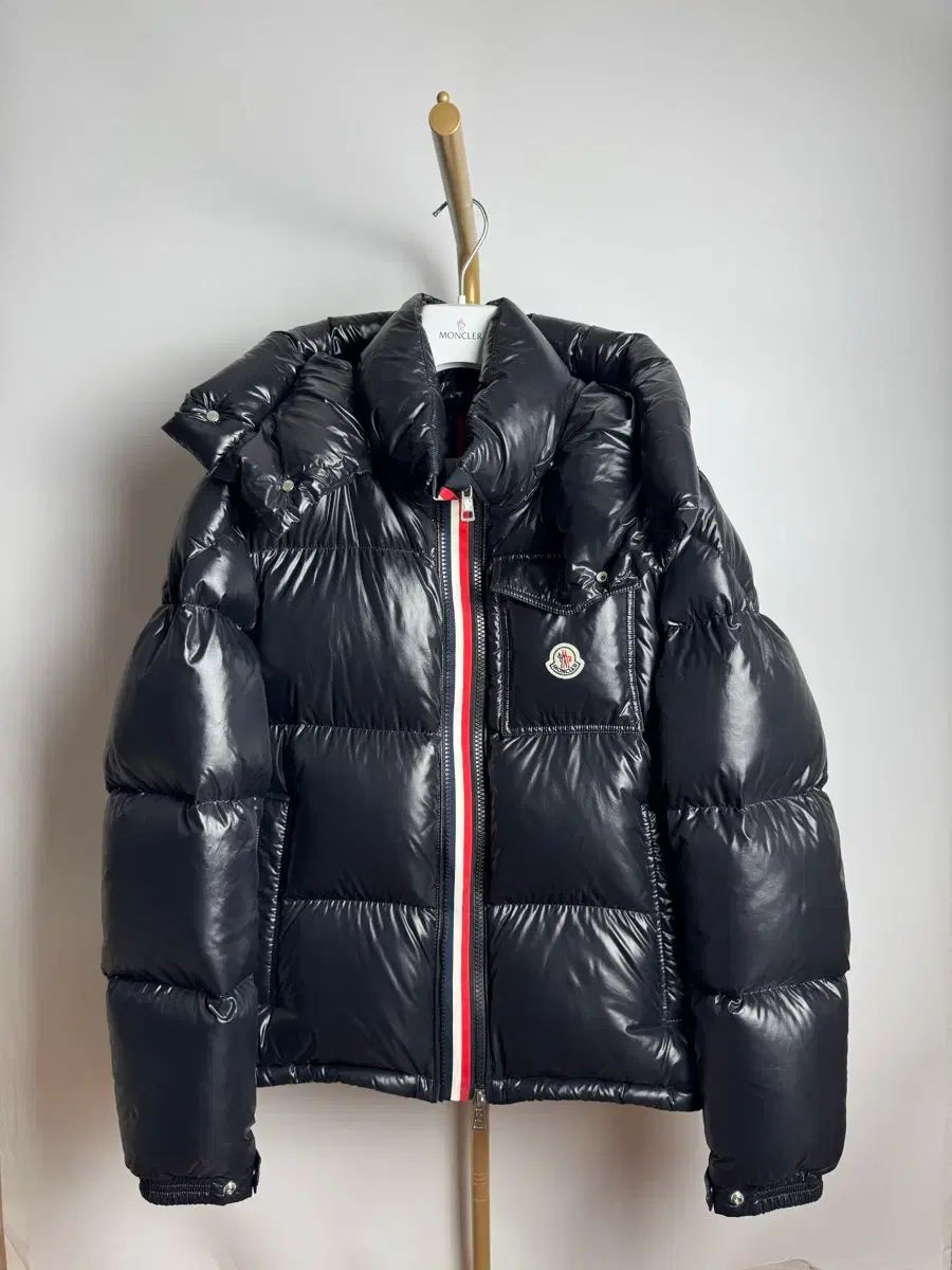 3 size モンクレール モンベルリアド ブラック 光沢 ダウン