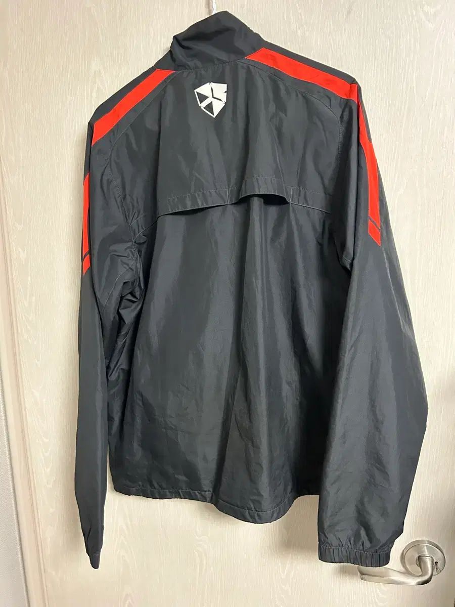 ナイキ マンチェスター・ユナイテッドFC ウィンドブレーカー M サイズ