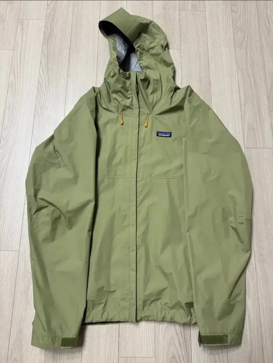 パタゴニア トレントシェル 3 L バッファローゴー