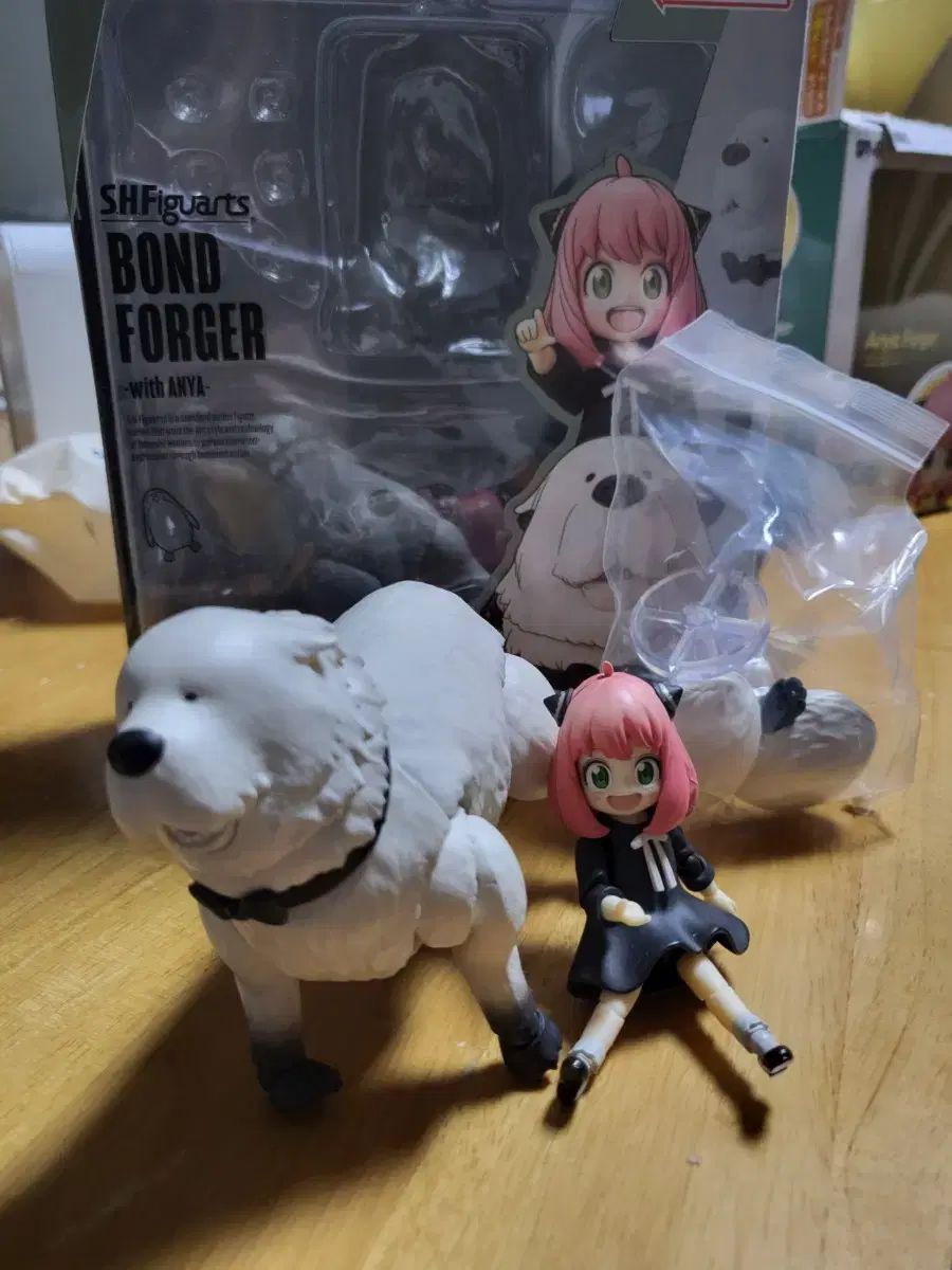 バンダイ SPY×FAMILY スパイファミリー アーニャ-ボンド フォージャー フィギュア