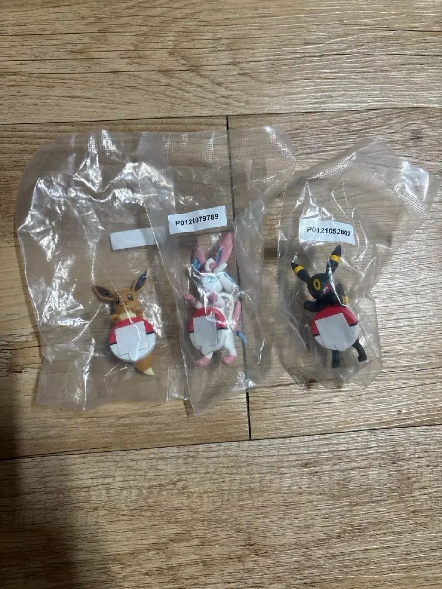 ポケモン　一番くじ　F賞　全種コンプ　ブイズ　ニンフィア　ブラッキー　イーブイ ポケモン 一番くじ ニンフィア ブラッキー イーブイ F賞 イーブイ'ズ