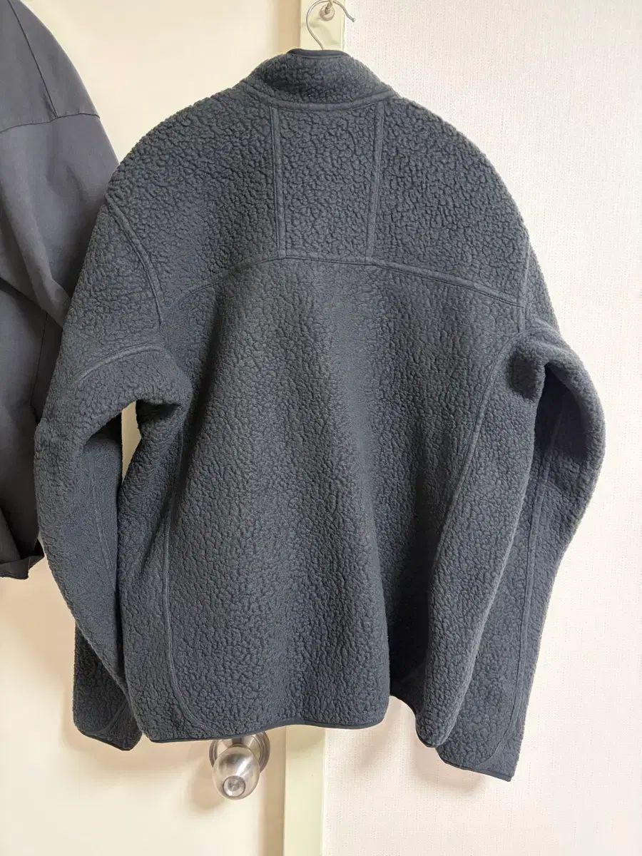 NIKE ACG アーティック ウルフ フリース ブラック