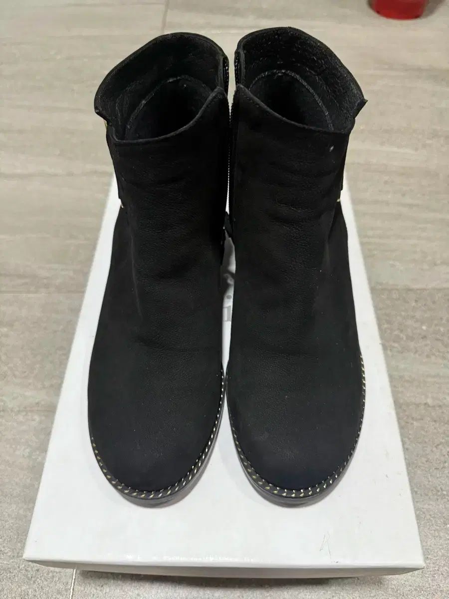 SODA アンクルブーツ 240