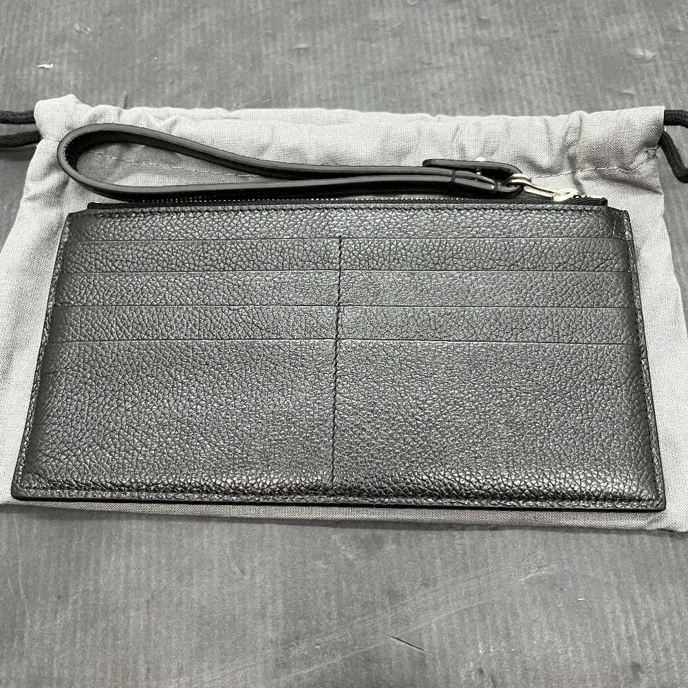 06w15843 箱付 BALENCIAGA キャッシュジップポーチ 640534 1IZI3 1090