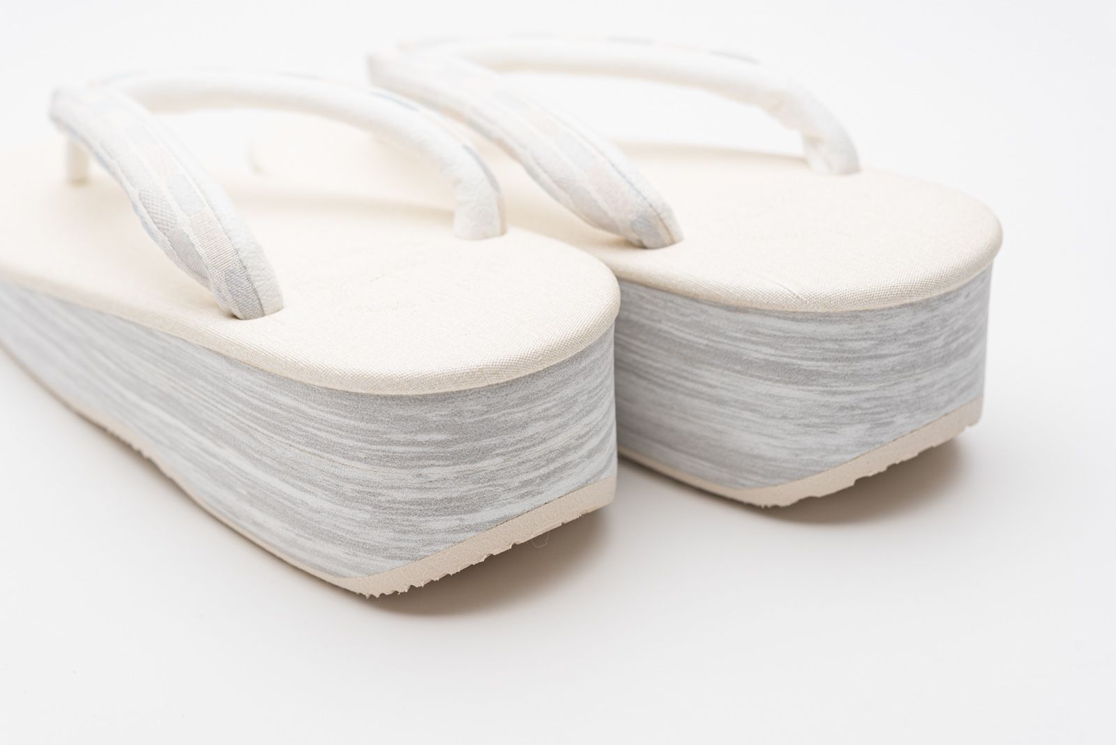  L カレンブロッソ プリズム8 ブロック 草履 和装履物