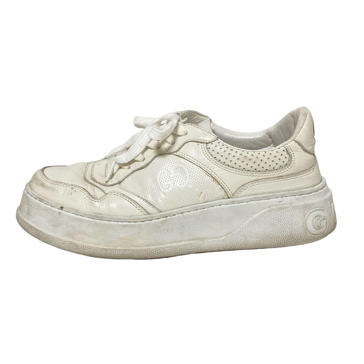 GUCCI グッチ スニーカー 61 2 レディース - 669582 白 GGエンボス レザー