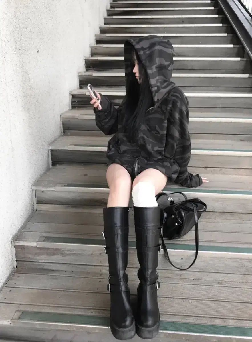 쿄이 カモフラ ミリタリー フードジップアップ