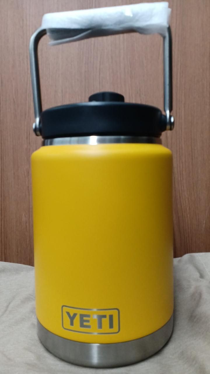 YETI ハーフガロンジャグ Half Gallon Jug
