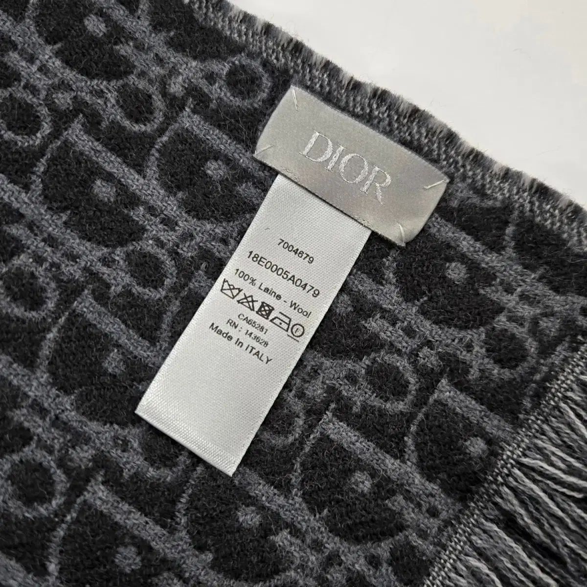 ディオール オブリーク