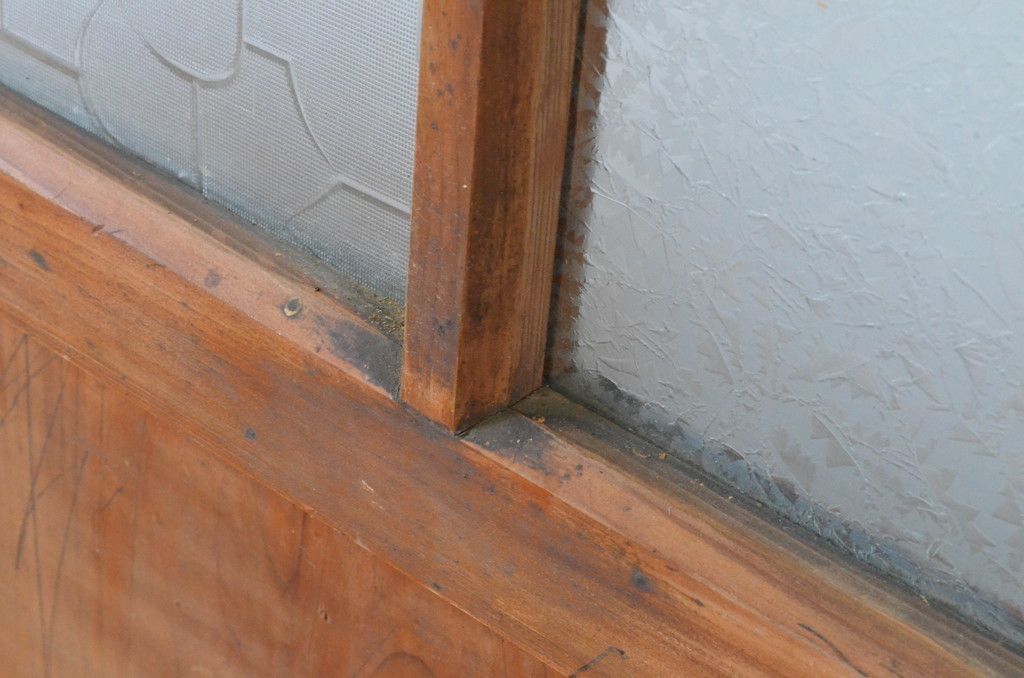  現状販売 扉 アンティーク建具 レトロ ガラス帯 ドア 建具 4～7営業日前後で発送 修理加工希望の方3ヶ月程で発送 R-065071 ドア 扉 板戸 障子 住宅設備