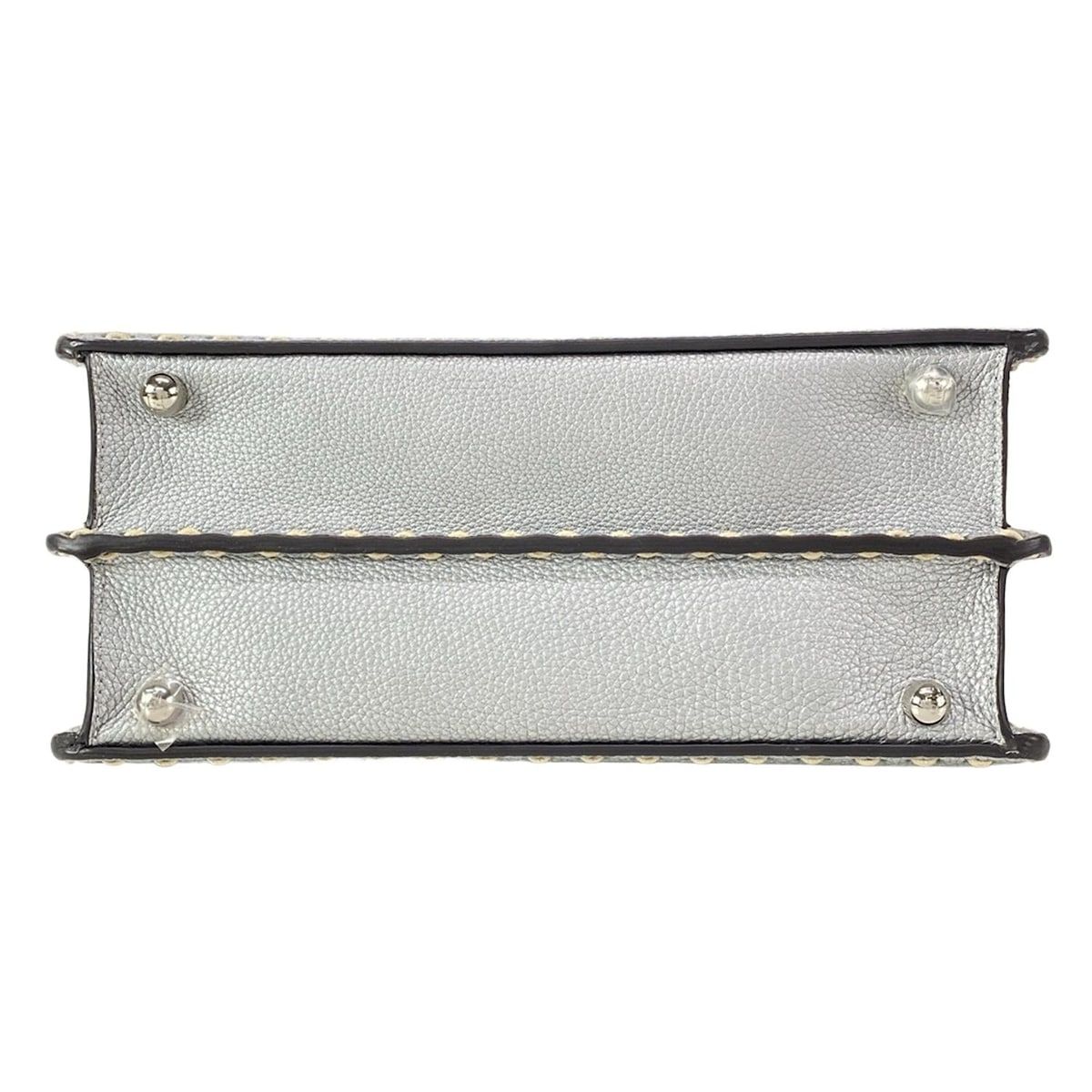 シルバー レザー