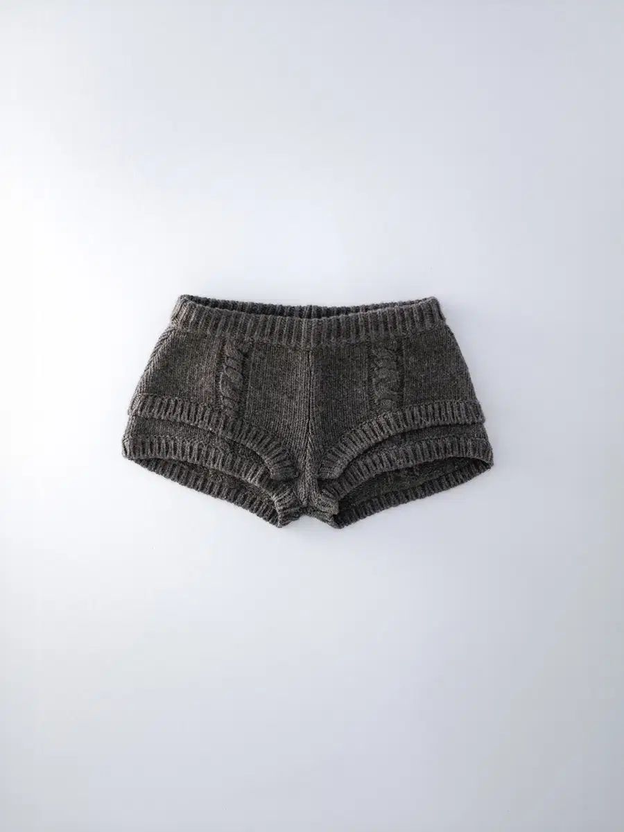 ウリカサンツ ニット ロープ ショーツ ブラウン