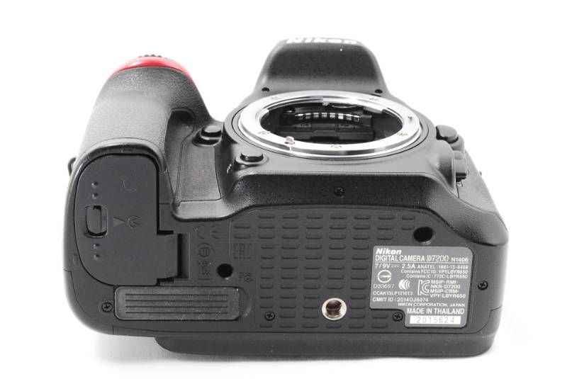美品 Nikon D7200 一眼レフ スマホ転送機能搭載 ニコン 334k3900