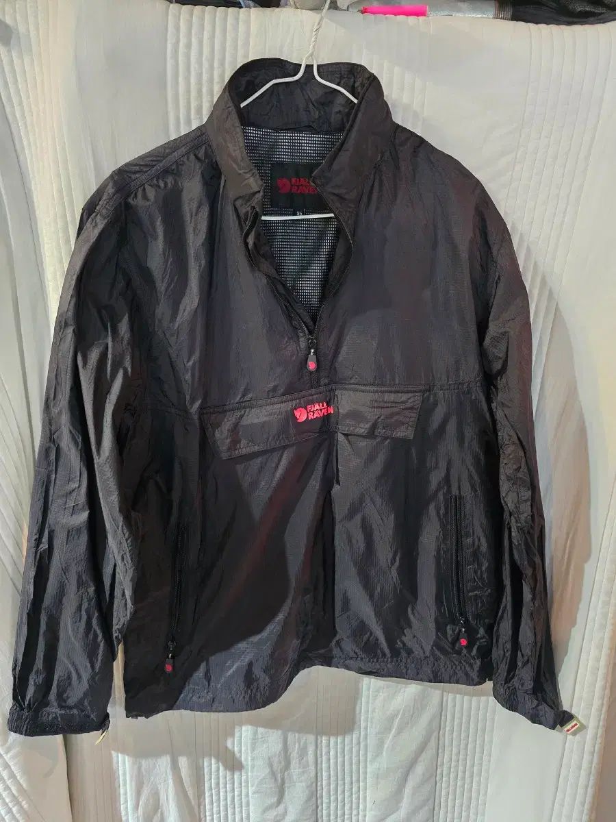 フェールラーベン ブラック ウィンドブレーカー Anorak アノラック