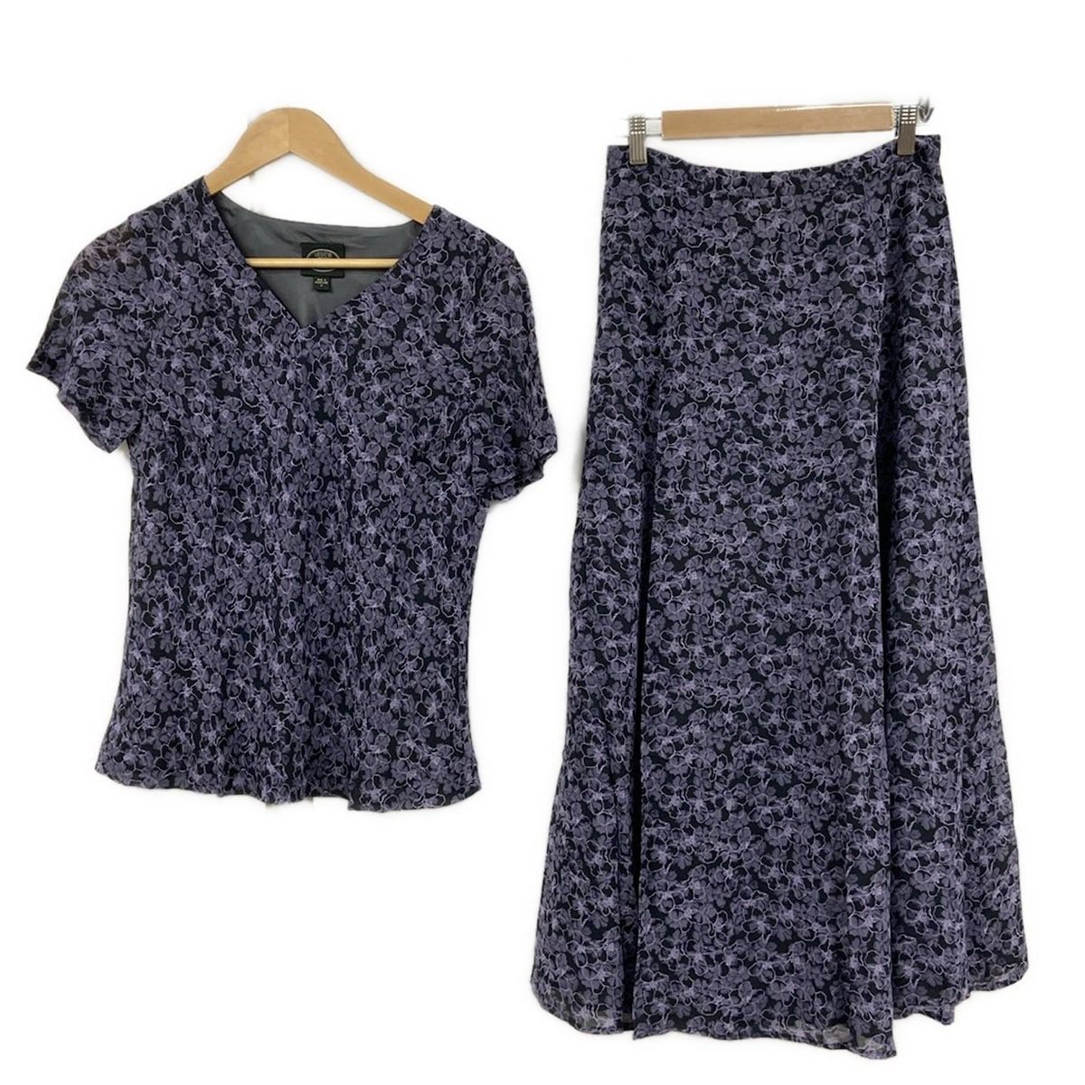 LAURAASHLEY ローラアシュレイ スカートセットアップ レディース 黒 ライトパープル シルク 花柄