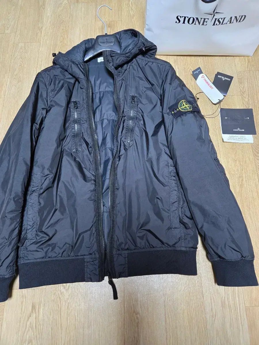 ストーンアイランド クリンクルレップス アウター