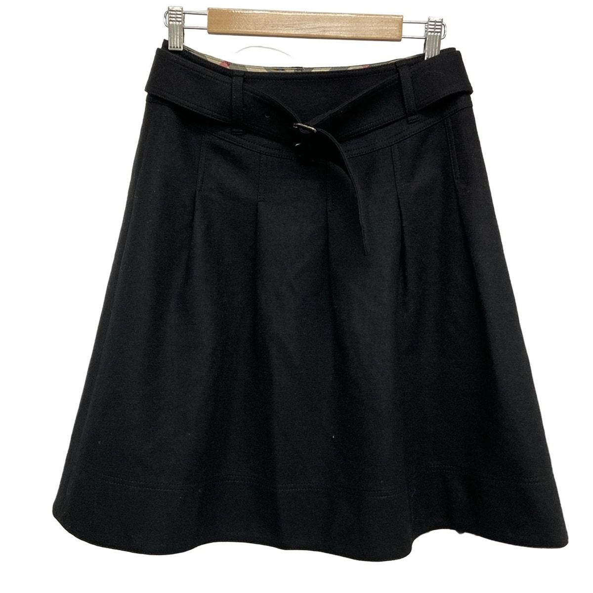 美品　Burberry バーバリーロンドン スカートスーツ　就職　黒　38 Burberry LONDON(バーバリーロンドン) スカート サイズ38 L レディース