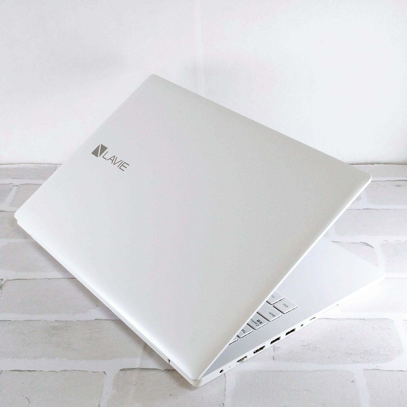 たっぷり1TB 薄型 NEC Lavie 最新Windows11 ノートパソコン カメラ付き