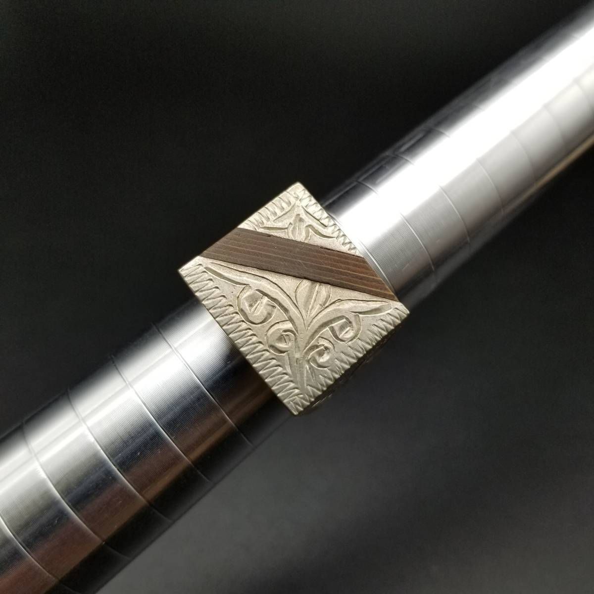 フローラル 植物 エッチング スクエア シグネット ヴィンテージ リング シルバープレート 指輪 メンズジュエリー バイカー 存在感 Y 18-U