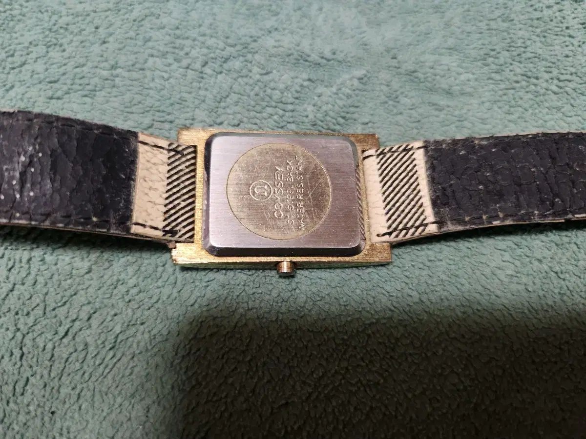  バーバリー チェック パータン レディース リストウォッチ レザーベルト 時計