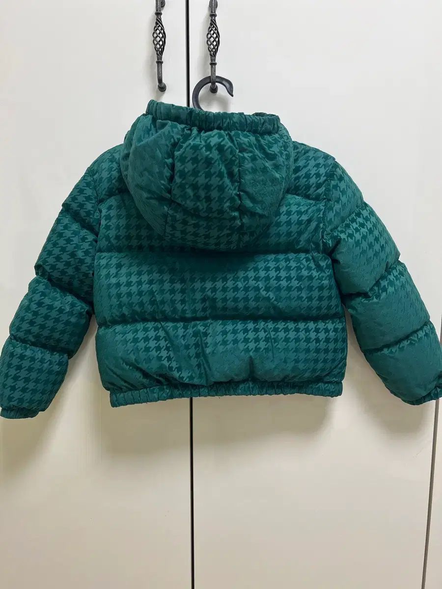 モンクレール キッズ ダウン サイズ8