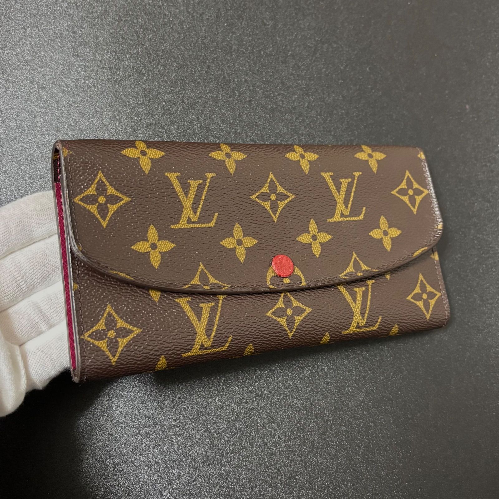 t 68 ポルトフォイユ エミリー モノグラム フーシャ Louis Vuitton ルイ ヴィトン 2つ 二つ 折り フラップ ボタン 式 長 財布 ロング コンパクト ミニ ウォレット 小銭入れ コインケース 付き