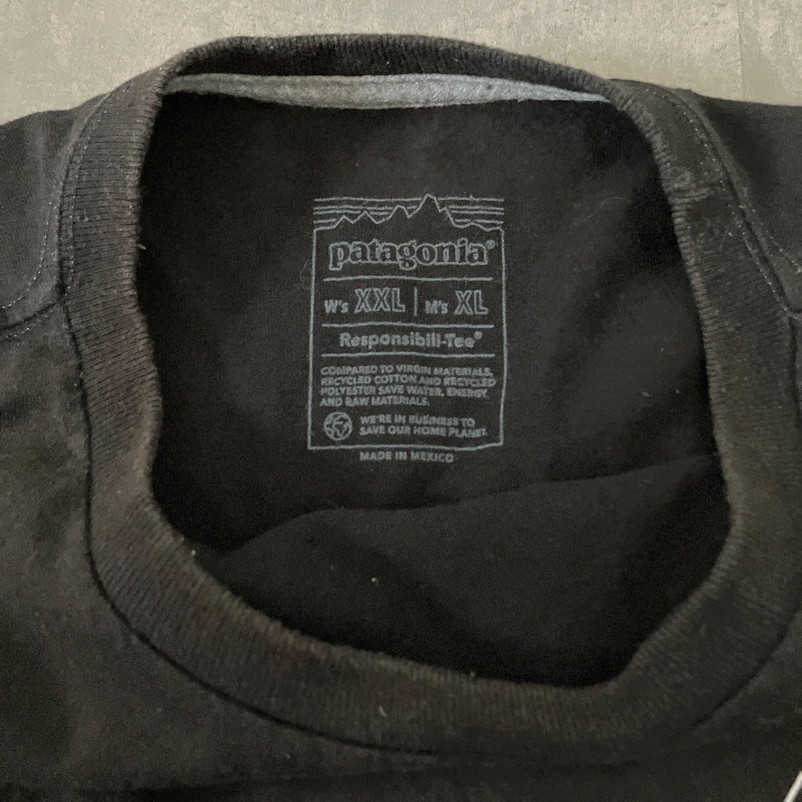 Patagonia ロングスリーブTシャツ メンズXL レディースXXLブラック 