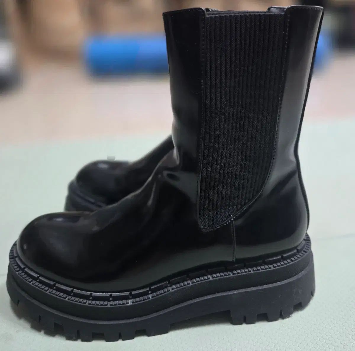 ZARA ブラック チェルシー フラットフォーム ブーツ レディース ブーツ