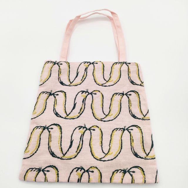 mina perhonen 新品 ys9712 ribbon bird 刺繍 ミニバッグ リネン