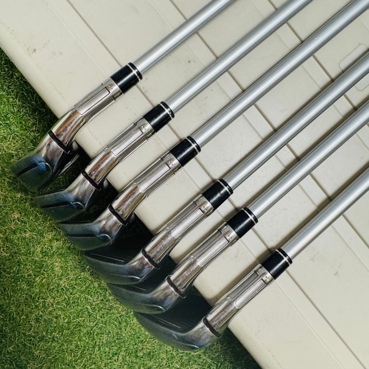 良品】テーラーメイド M6 メンズアイアンセット 6本 カーボン R - メルカリ