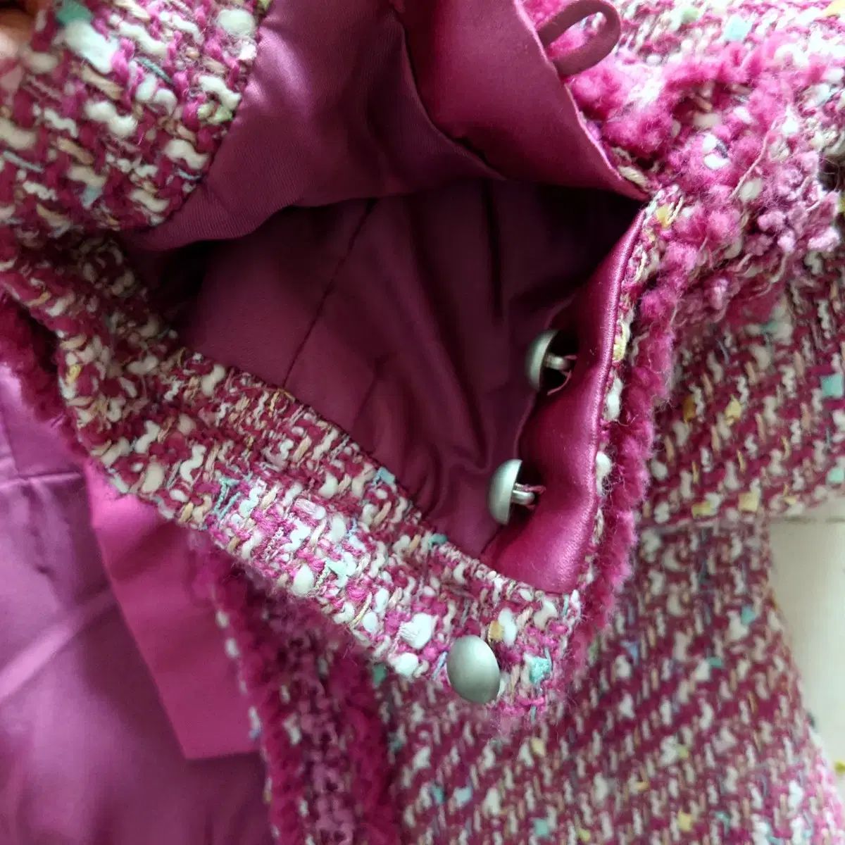 オースチンリード ピンク ツイード パール ビジュー ノーカラー ジャケット オースチンリード ピンク ツイード パール ビジュー ノーカラー ジャケット