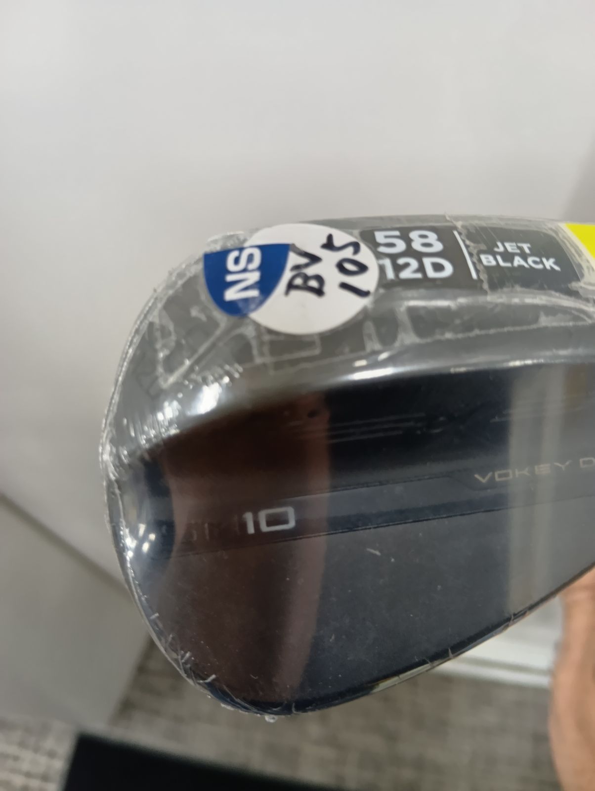 Wg ♥品 タイトリスト VOKEY SM 10 58-12 D ウェッジ メンズ 右用 ジェットブラック仕上げ BV 105 スチールシャフト 日本 2025年モデル