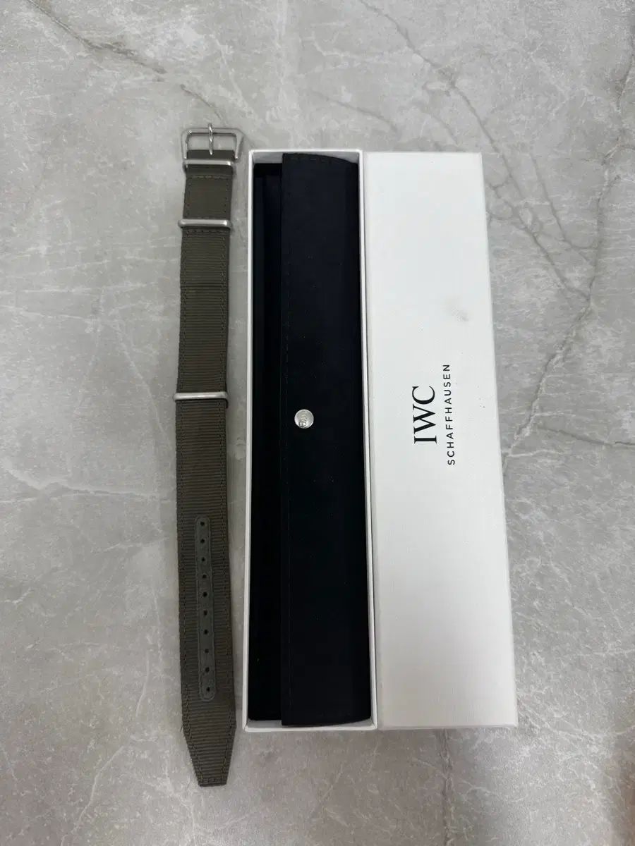 IWC NATOストラップ カーキ 20 mm マーク18 20等