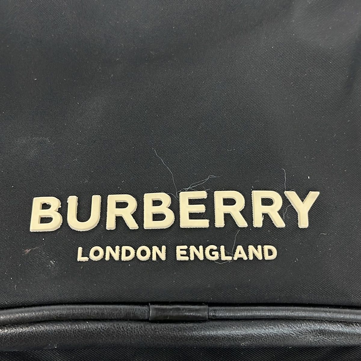 Burberry バーバリー