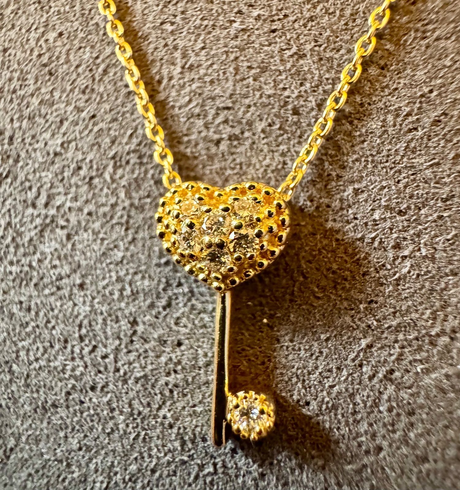 ポンテヴェキオ◇K18YG*ハートダイヤモンドネックレス*鍵モチーフ