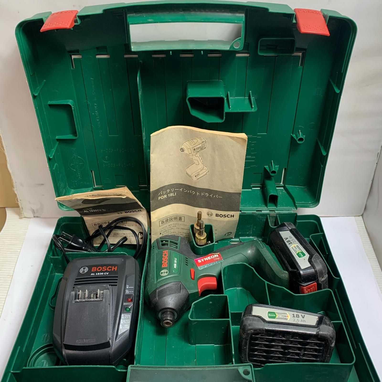 ♭♭BOSCH ボッシュ インパクトドライバ 充電器 充電池 ケース付 18 v PDR LI グリーン