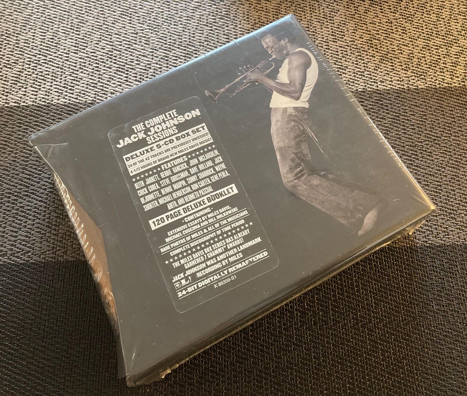 MILES DAVIS THE COMPLETE JACK JOHNSON SESSIONS 5CD 極美品！ - メルカリ